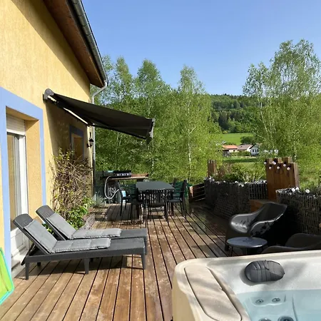 بيت للعطل La Maison D'ulysse Et Detente *